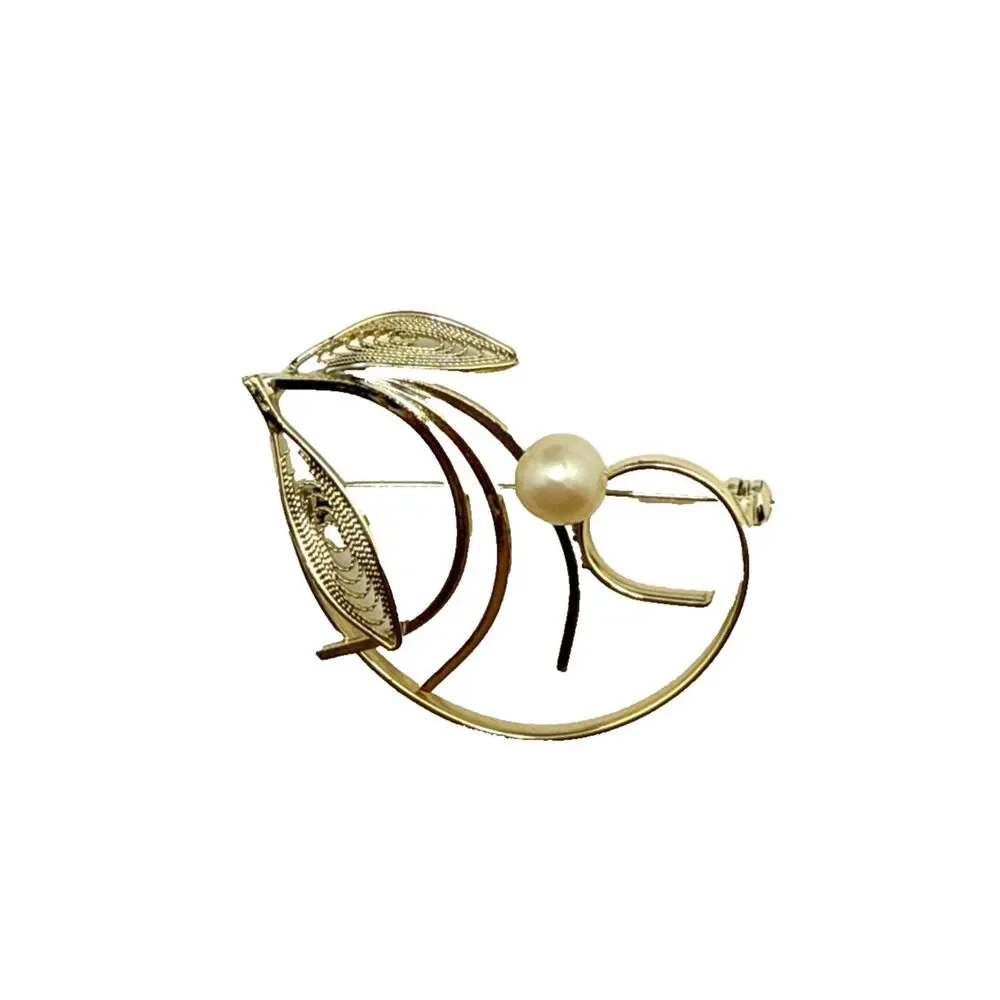 VINTAGE Filigree Leaf Faux Pearl Brooch Gold Tone Leaves Pin 2